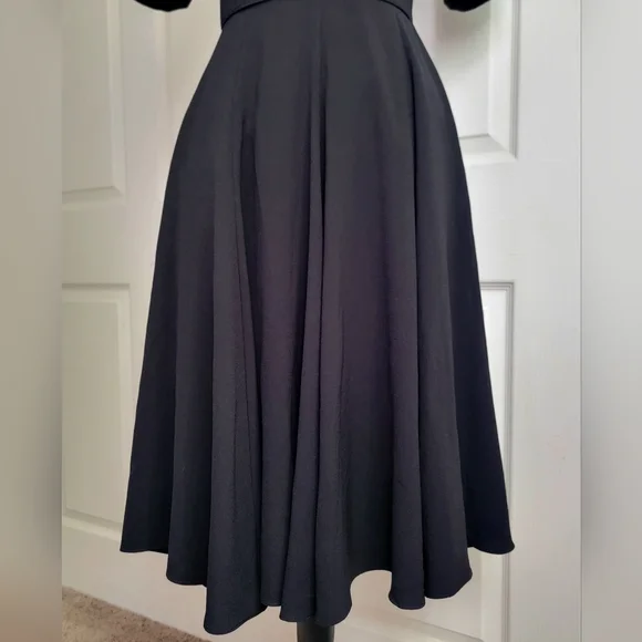 Gal Meets Glam Edith City Crepe Fit & Flare Classic Black Midi Dress Size 6 - Picture 8 of 13